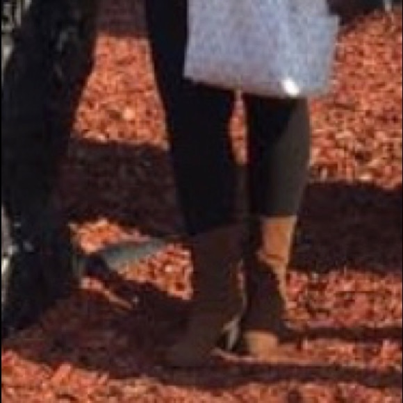 Slouchy fabric boots - Picture 4 of 4